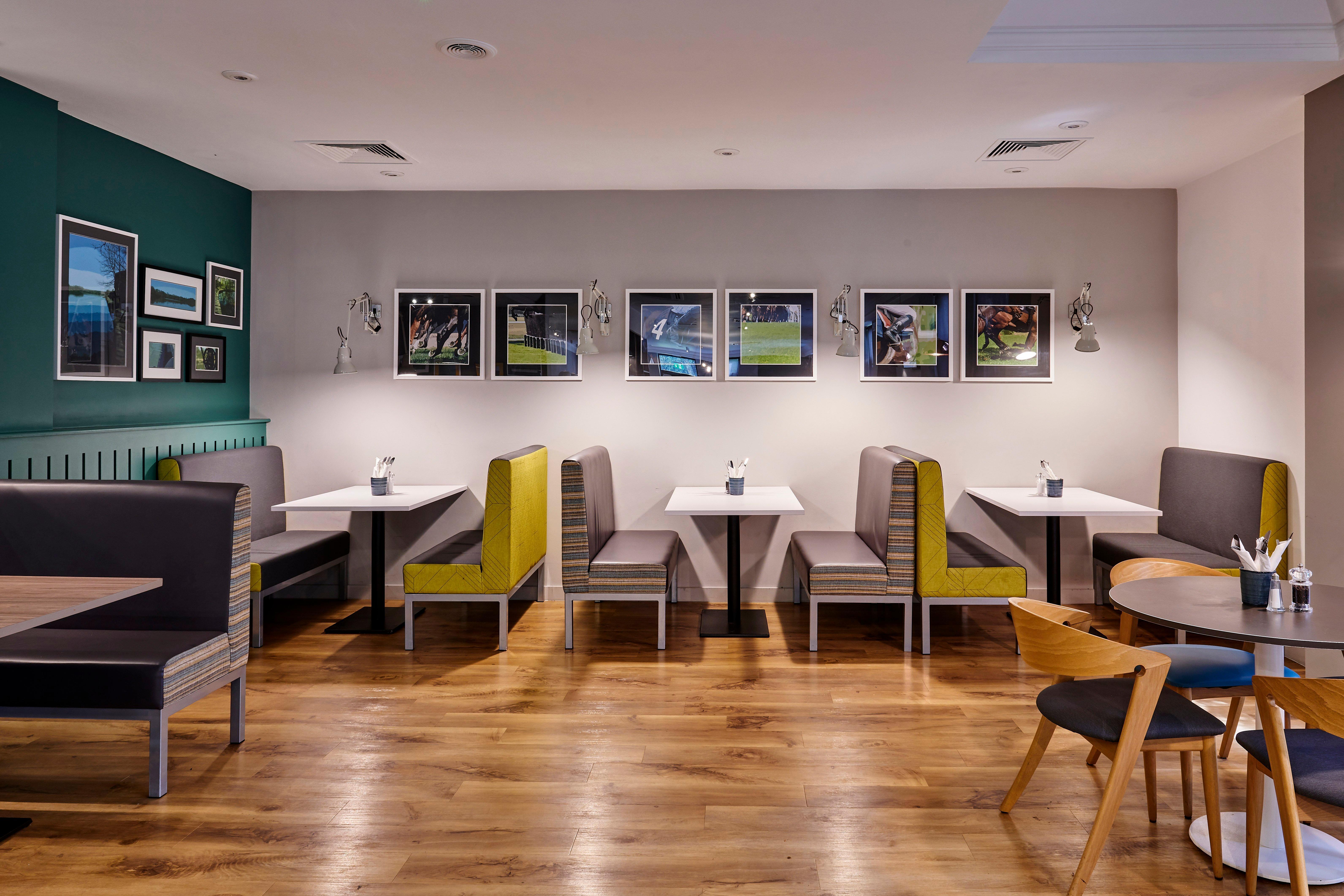 Holiday Inn Haydock By Ihg Buitenkant foto