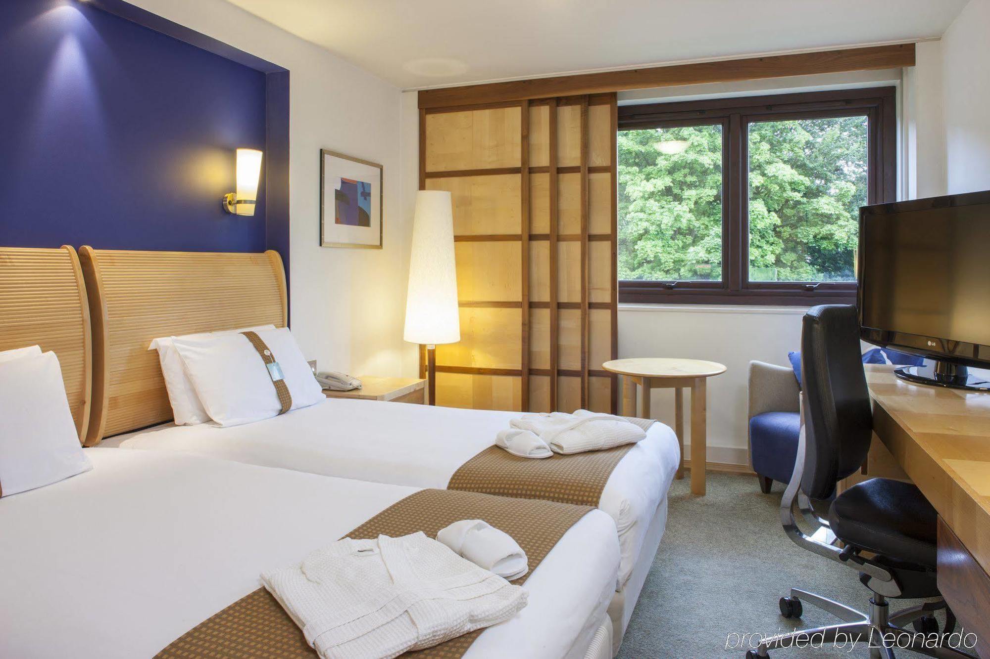 Holiday Inn Haydock By Ihg Buitenkant foto